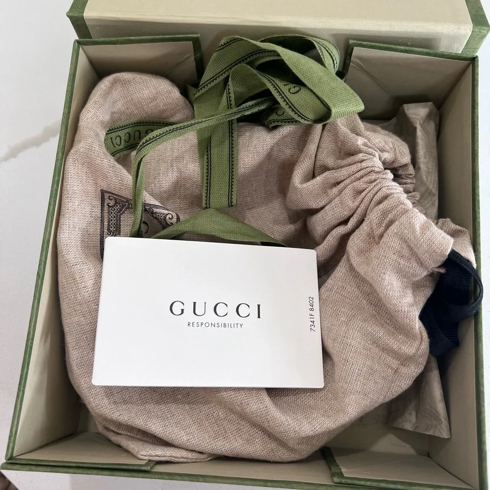 Gucci belt - Leather belt with Double G buckle - Picture 4 of 5